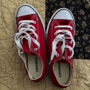 Red vintage converse all stars